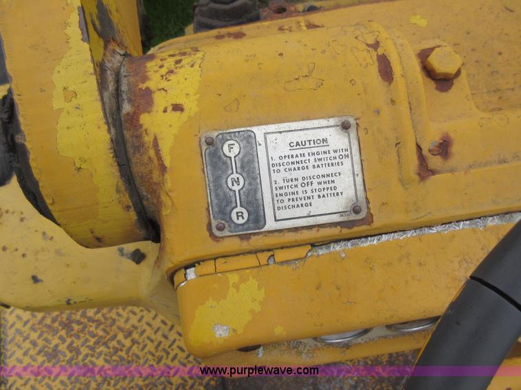 image for item D2420 Caterpillar 922B wheel loader
