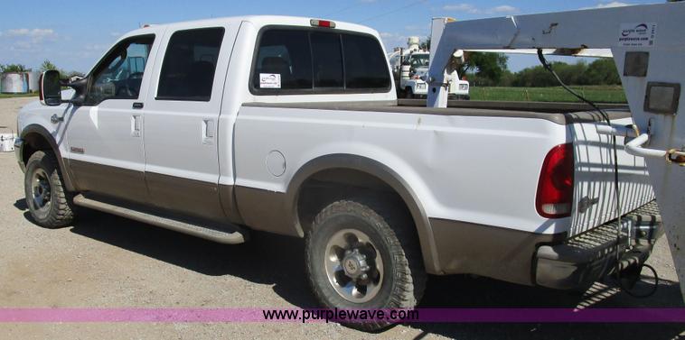 image for item D2428 2004 Ford F250 Super Duty Lariat King Ranch Crew Cab pickup truck