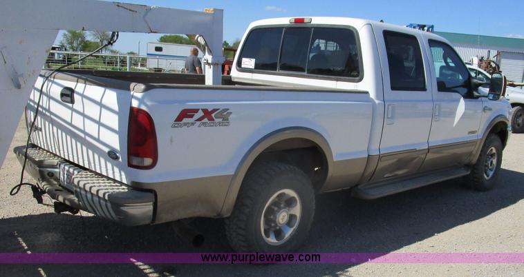 image for item D2428 2004 Ford F250 Super Duty Lariat King Ranch Crew Cab pickup truck