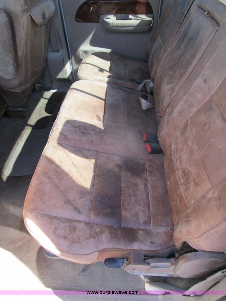 image for item D2428 2004 Ford F250 Super Duty Lariat King Ranch Crew Cab pickup truck