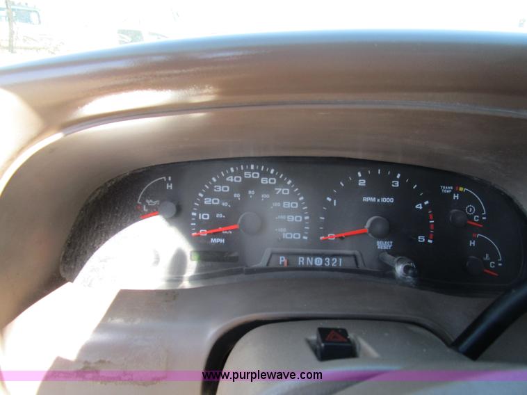 image for item D2428 2004 Ford F250 Super Duty Lariat King Ranch Crew Cab pickup truck