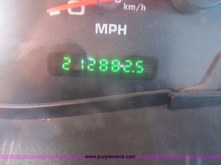 image for item D2428 2004 Ford F250 Super Duty Lariat King Ranch Crew Cab pickup truck