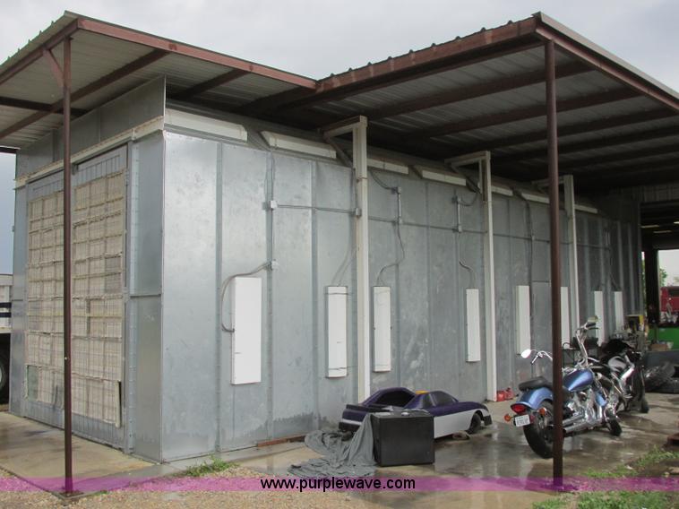 image for item E6330 Paint booth