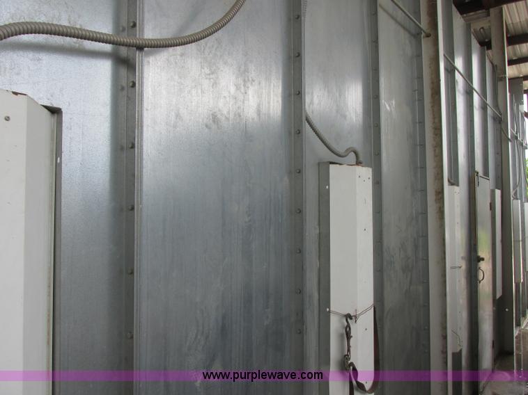 image for item E6330 Paint booth