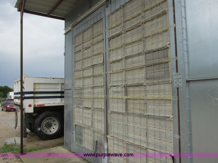 image for item E6330 Paint booth