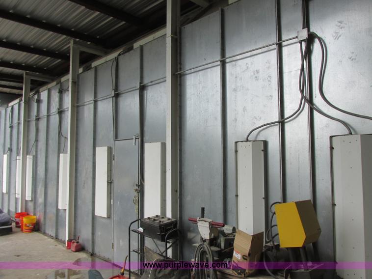 image for item E6330 Paint booth