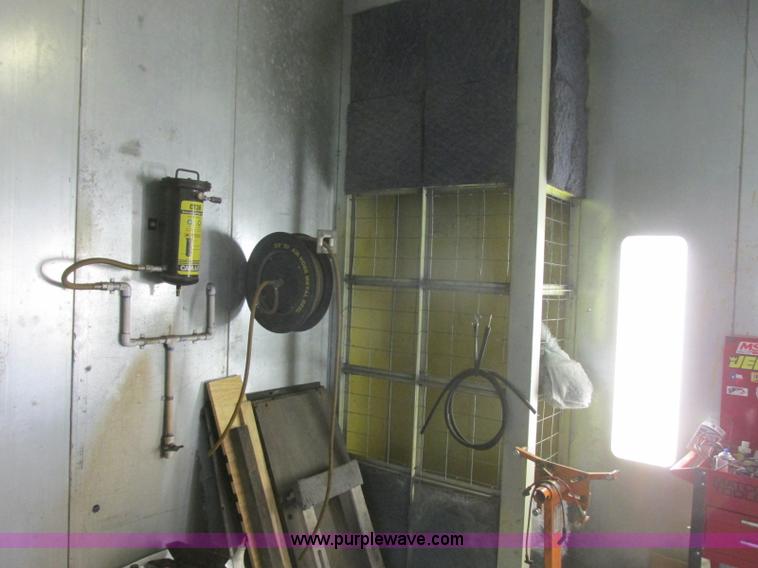 image for item E6330 Paint booth