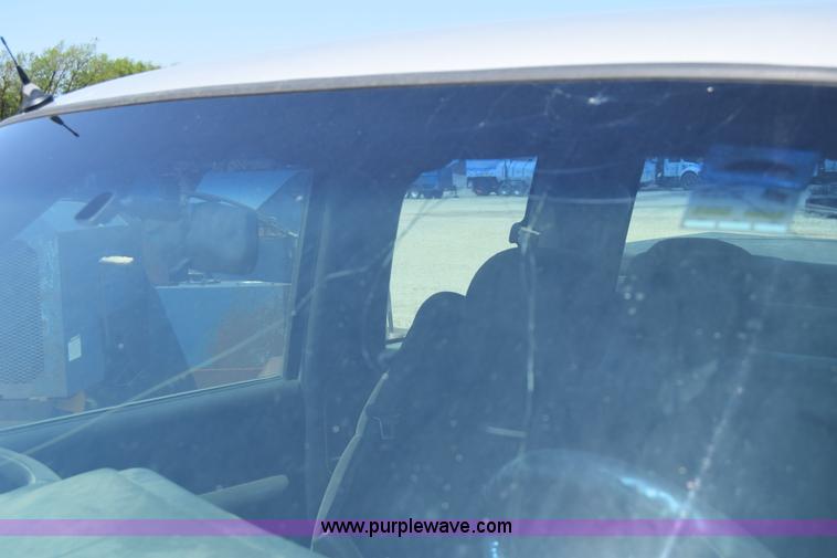 image for item E6347 2002 Chevrolet Silverado 1500 Ext. Cab pickup truck