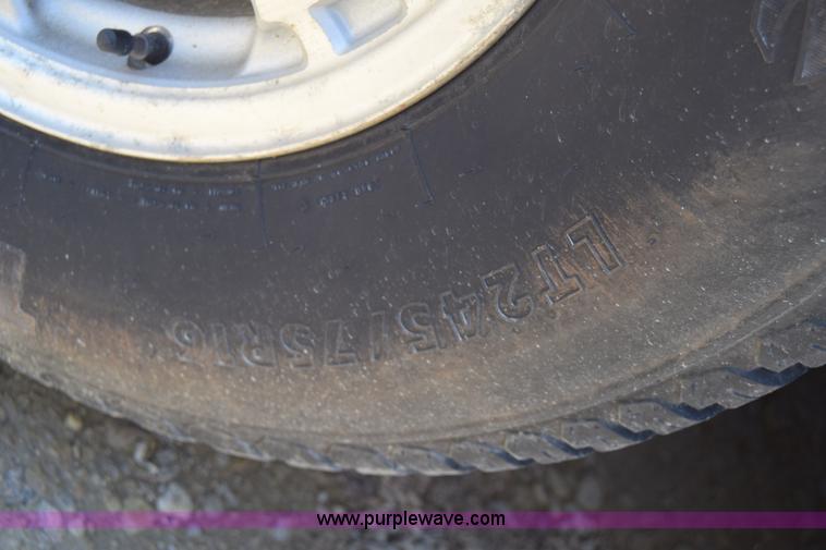 image for item E6347 2002 Chevrolet Silverado 1500 Ext. Cab pickup truck