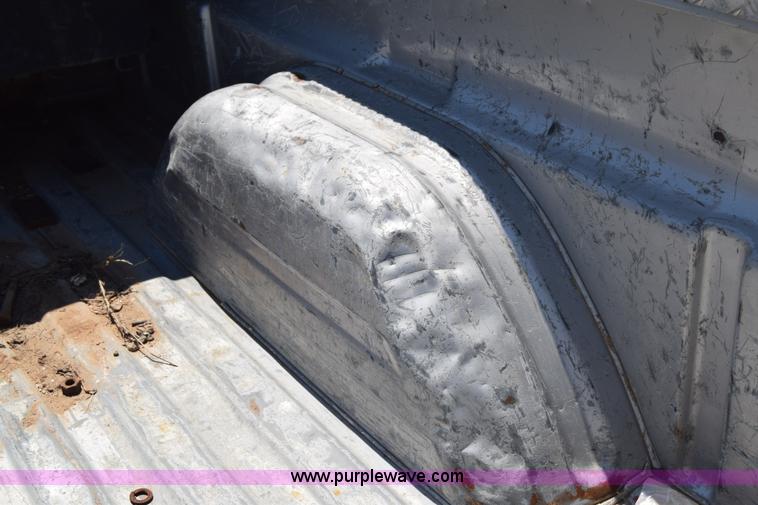 image for item E6347 2002 Chevrolet Silverado 1500 Ext. Cab pickup truck