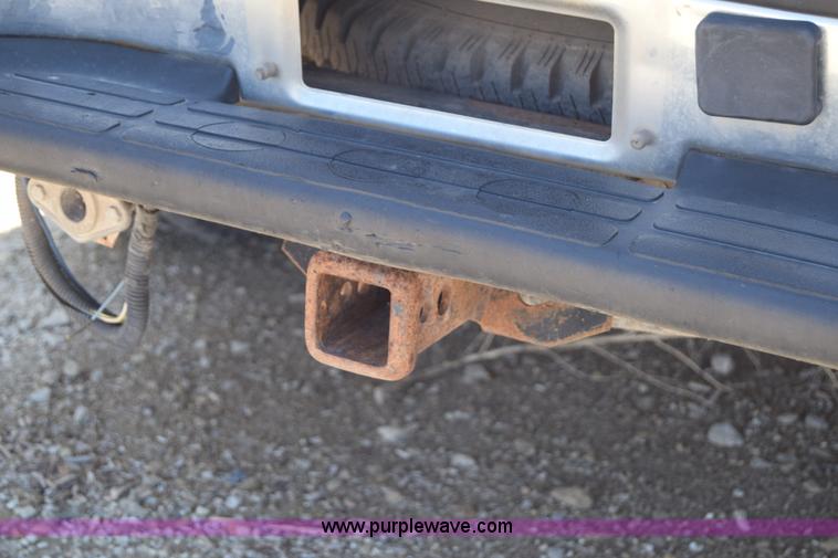 image for item E6347 2002 Chevrolet Silverado 1500 Ext. Cab pickup truck