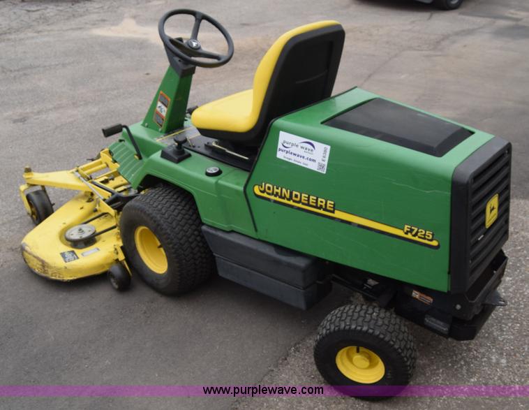 image for item E6380 John Deere F-725 lawn mower