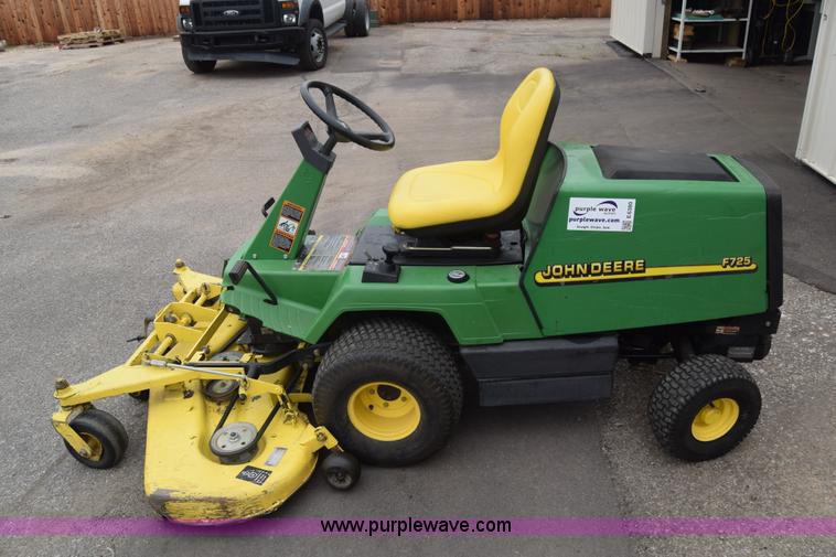 image for item E6380 John Deere F-725 lawn mower