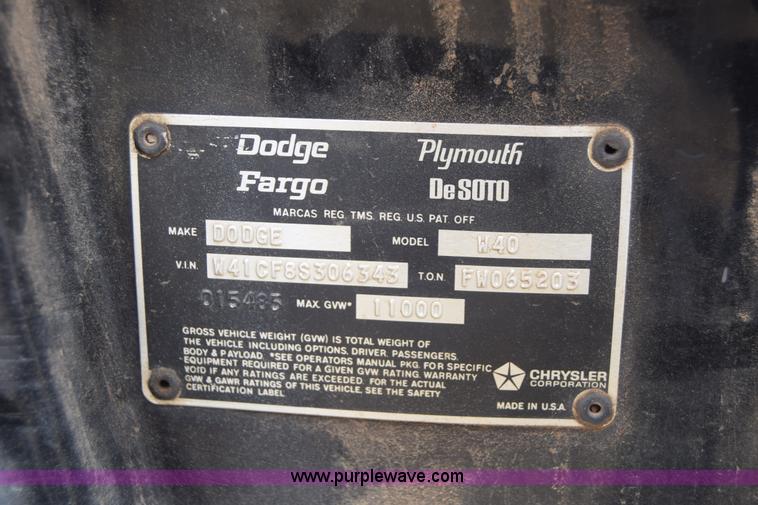 image for item E6394 1978 Dodge Custom 400 flatbed truck