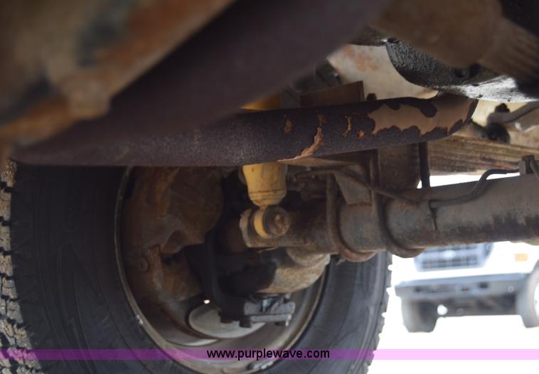 image for item E6394 1978 Dodge Custom 400 flatbed truck