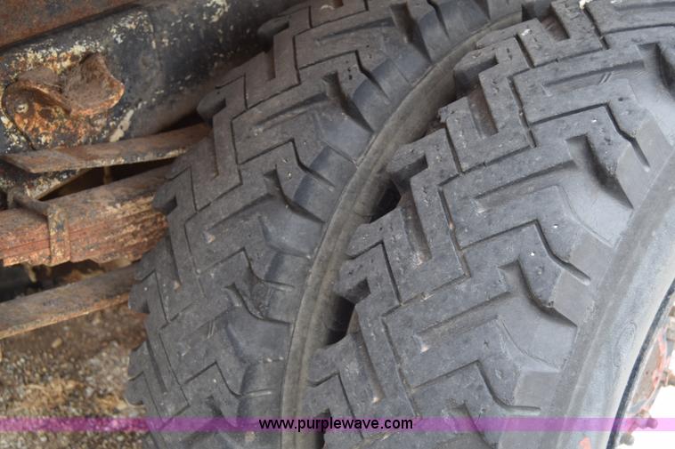 image for item E6396 1975 Chevrolet C65 water truck