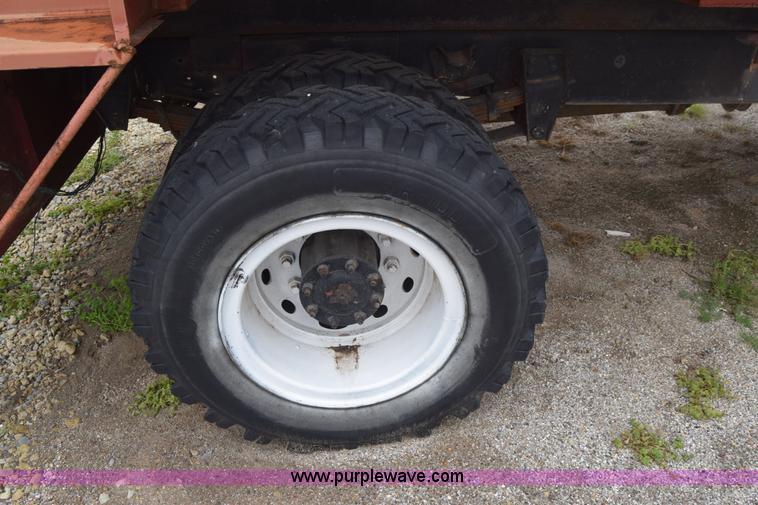 image for item E6396 1975 Chevrolet C65 water truck