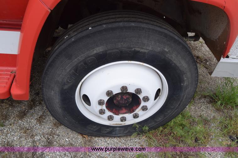 image for item E6396 1975 Chevrolet C65 water truck