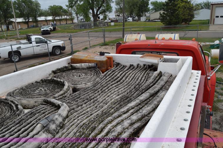 image for item E6396 1975 Chevrolet C65 water truck