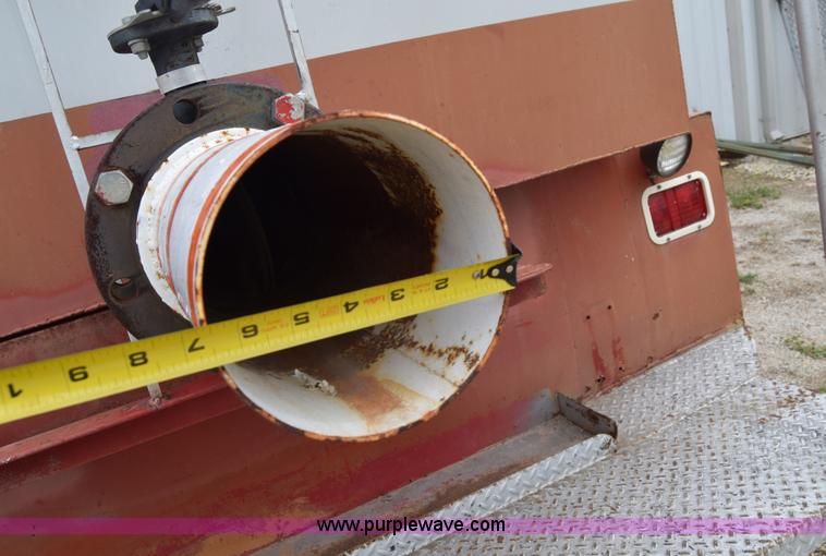 image for item E6396 1975 Chevrolet C65 water truck