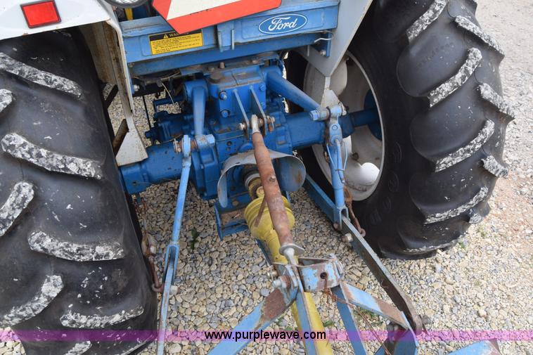 image for item E6397 Ford 1920 tractor