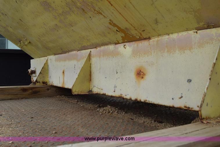 image for item E6399 Flink spreader