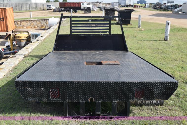 image for item E6402 11' x 8' flatbed