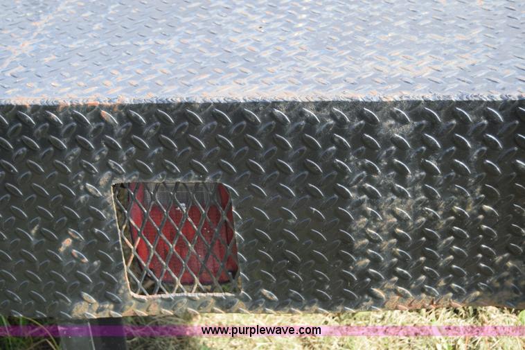 image for item E6402 11' x 8' flatbed