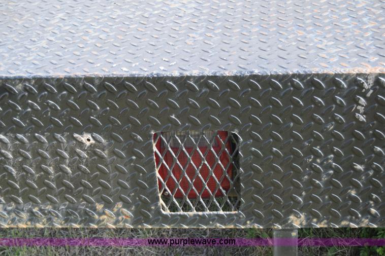 image for item E6402 11' x 8' flatbed