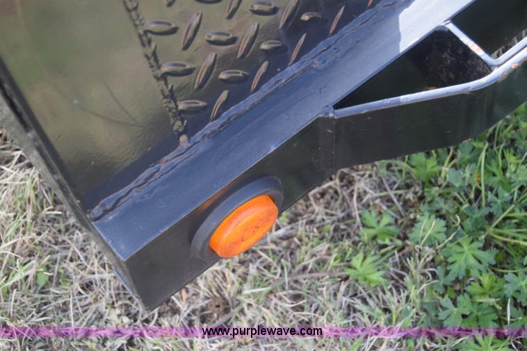 image for item E6402 11' x 8' flatbed