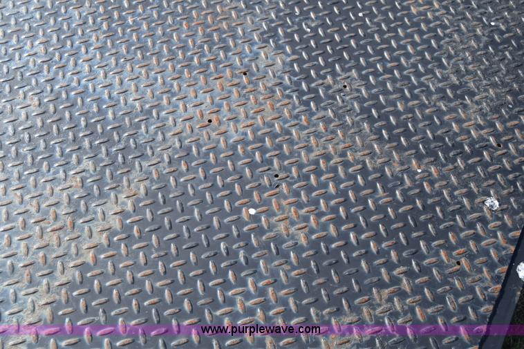 image for item E6402 11' x 8' flatbed