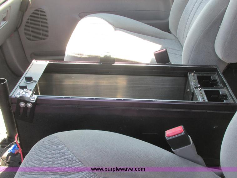 image for item E6419 2001 Ford Excursion SUV