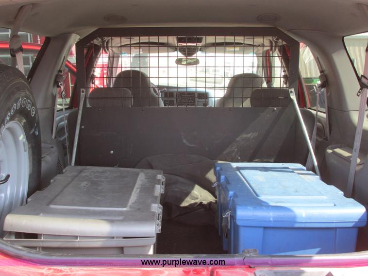 image for item E6419 2001 Ford Excursion SUV