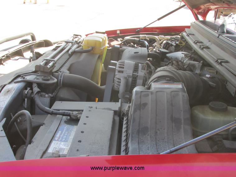 image for item E6419 2001 Ford Excursion SUV