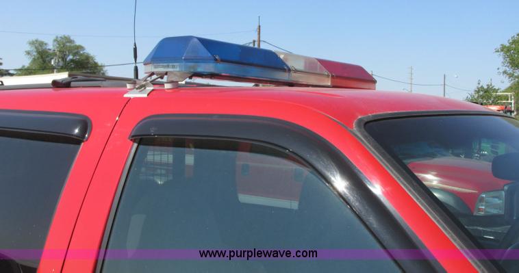 image for item E6419 2001 Ford Excursion SUV