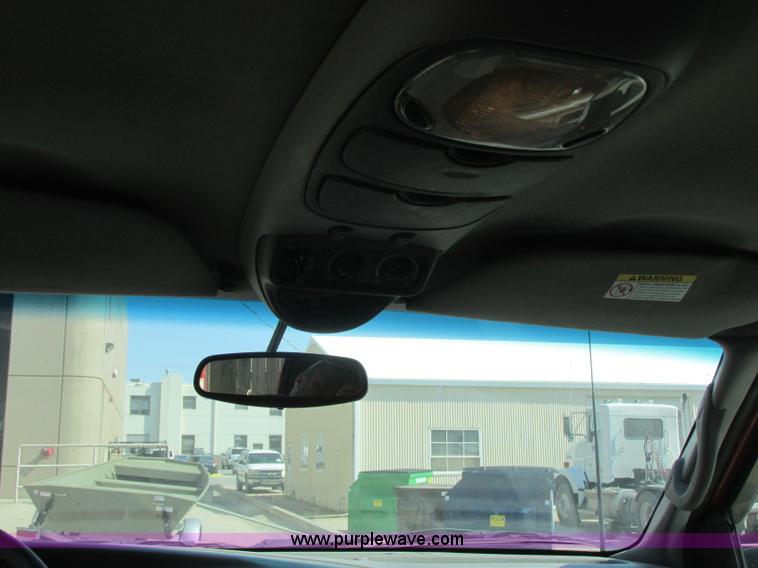 image for item E6419 2001 Ford Excursion SUV