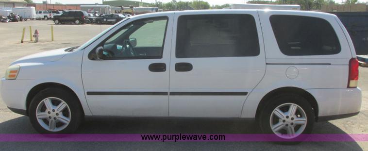 image for item E6420 2005 Chevrolet Uplander van