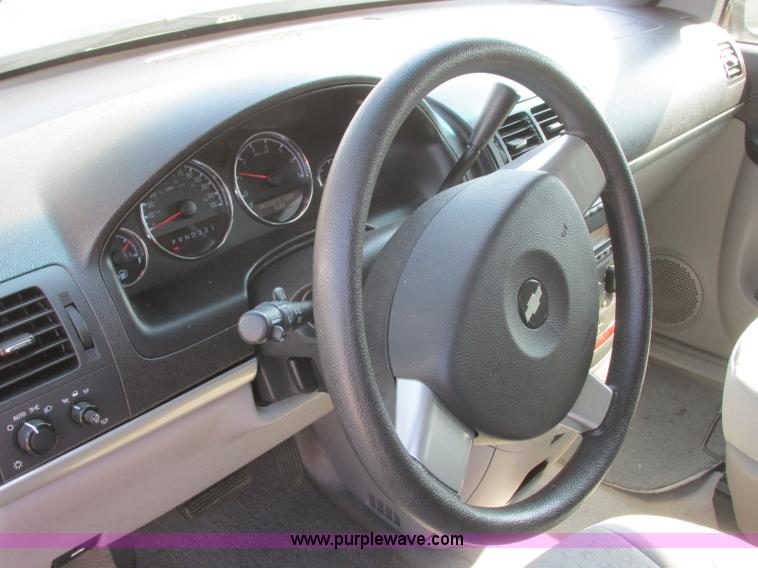 image for item E6420 2005 Chevrolet Uplander van