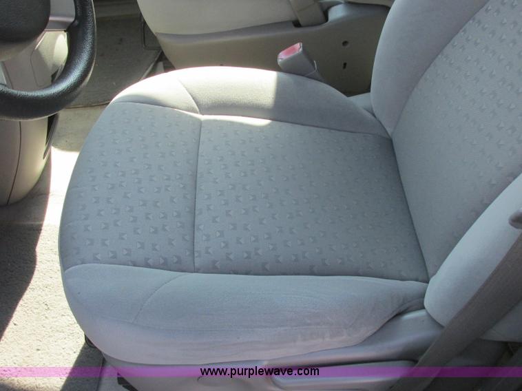 image for item E6420 2005 Chevrolet Uplander van