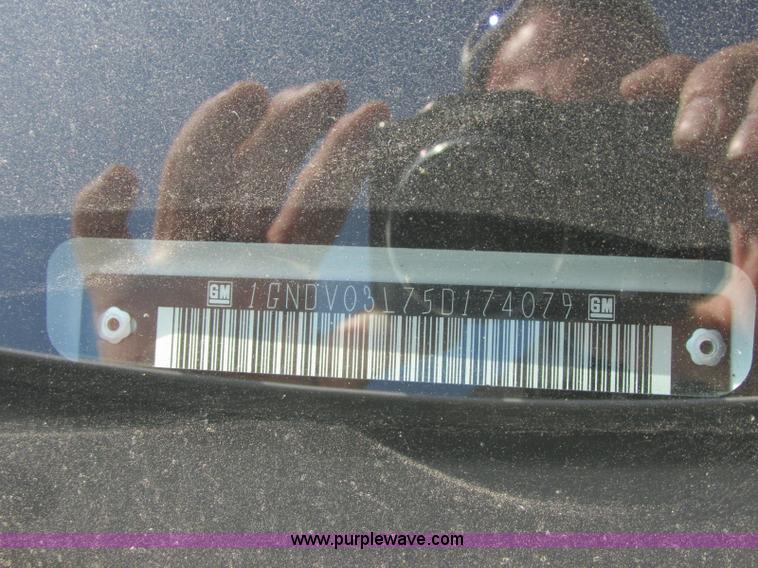 image for item E6420 2005 Chevrolet Uplander van