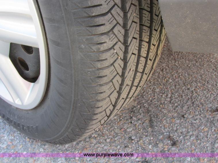 image for item E6420 2005 Chevrolet Uplander van