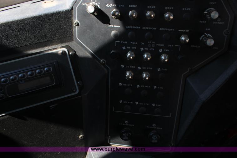 image for item F7681 1999 Chevrolet B7 Blue Bird school bus