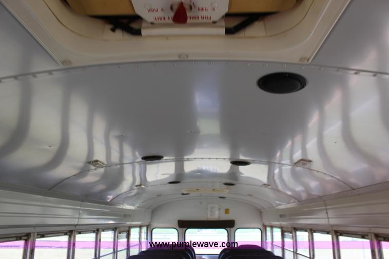 image for item F7681 1999 Chevrolet B7 Blue Bird school bus