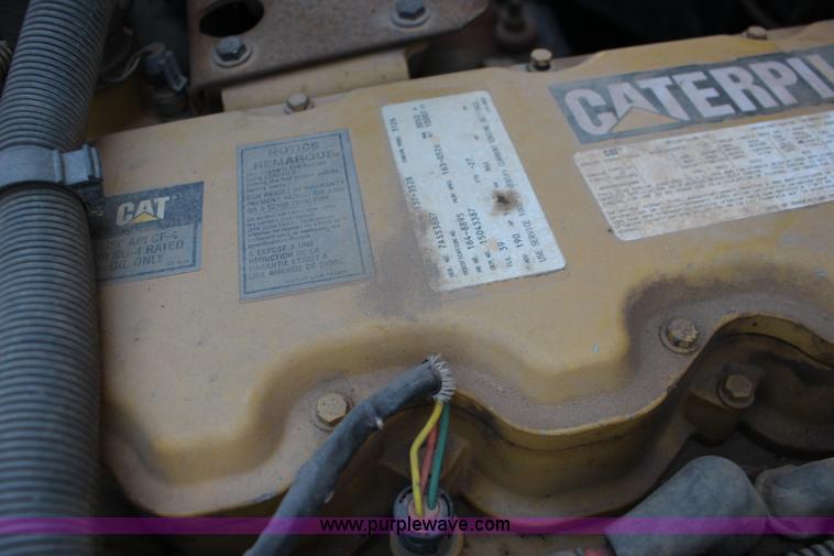 image for item F7681 1999 Chevrolet B7 Blue Bird school bus