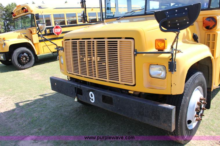 image for item F7681 1999 Chevrolet B7 Blue Bird school bus