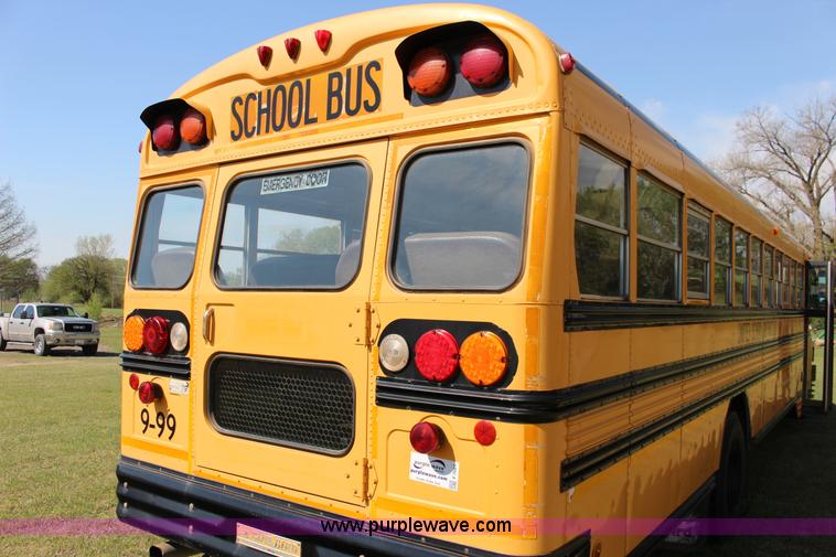 image for item F7681 1999 Chevrolet B7 Blue Bird school bus