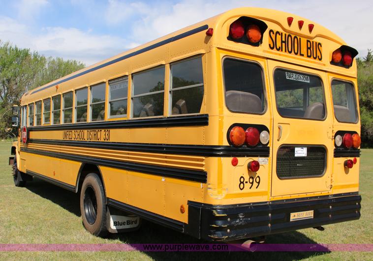image for item F7682 1999 Chevrolet B7 school bus
