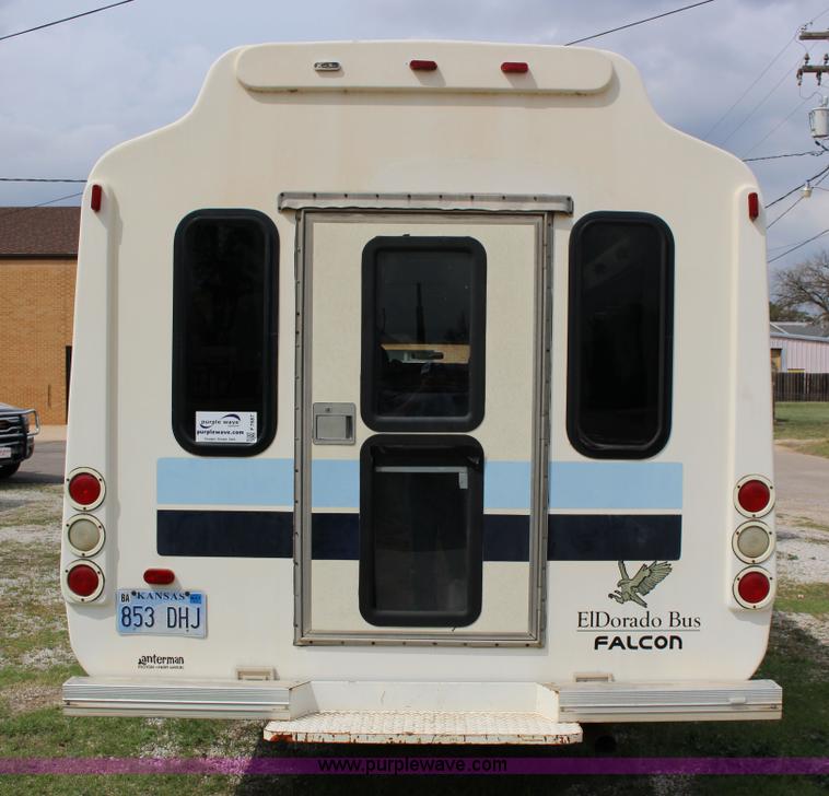 image for item F7687 1988 Ford Econoline E350 bus