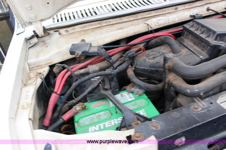 image for item F7687 1988 Ford Econoline E350 bus