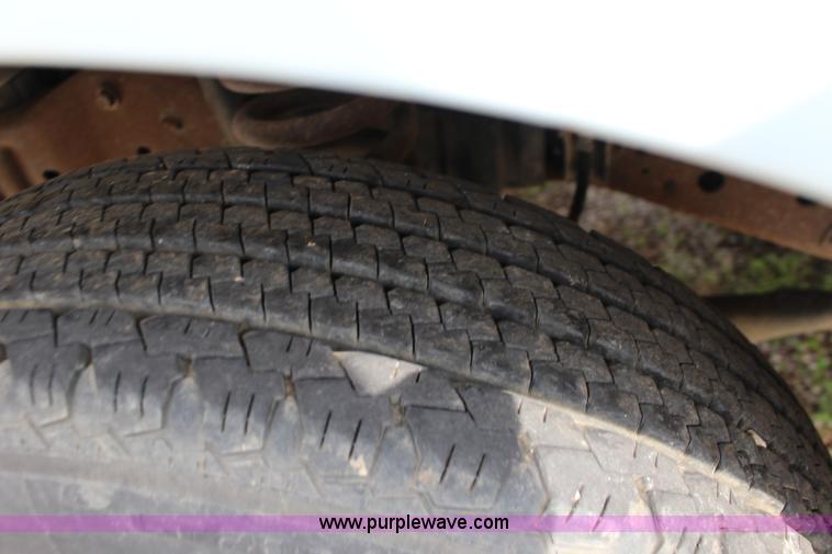 image for item F7687 1988 Ford Econoline E350 bus